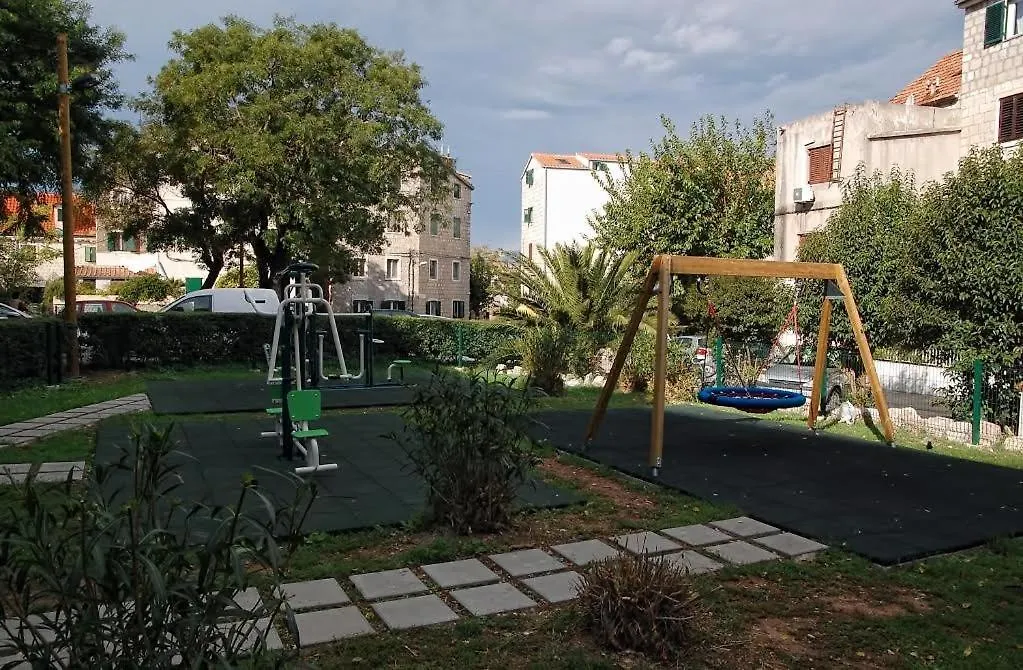 Studio Apartment Sretna Σπλιτ 0*,  Κροατία